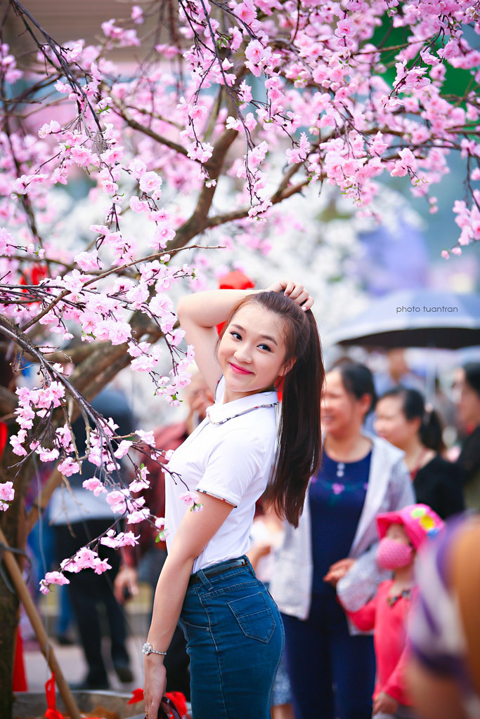 亚洲美女与野兽